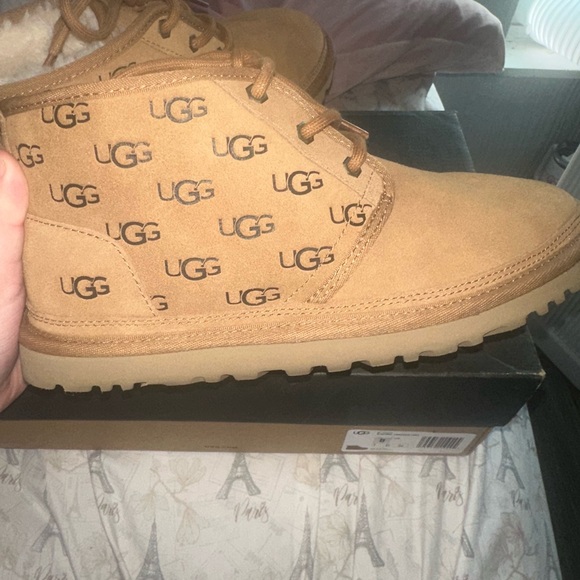 UGG Chestnut Neumel - Picture 2 of 5